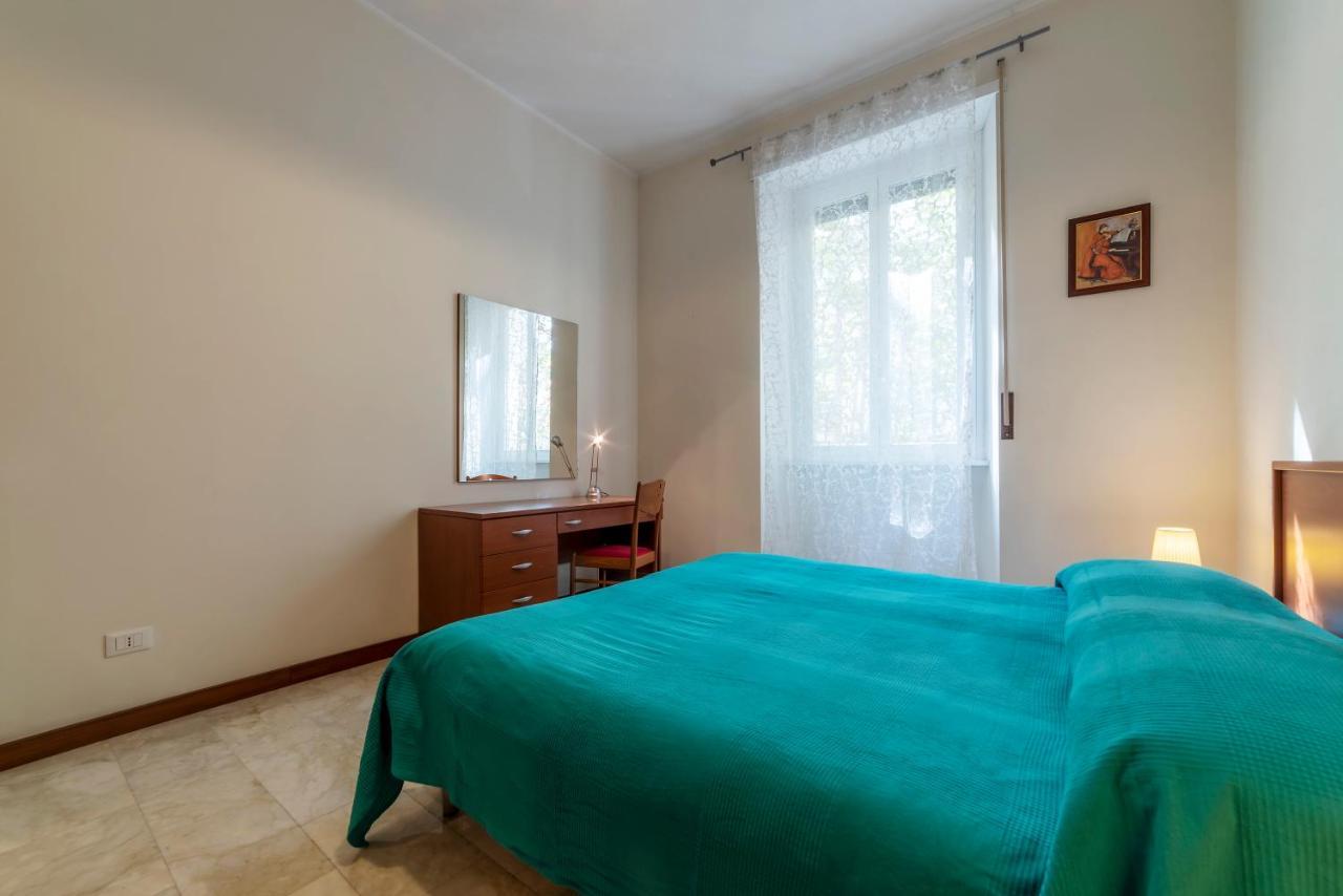 Piazza Re Di Roma Apartment Bagian luar foto